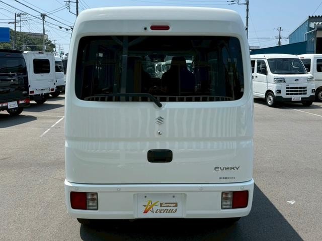0580637A30260724W00214.jpg
