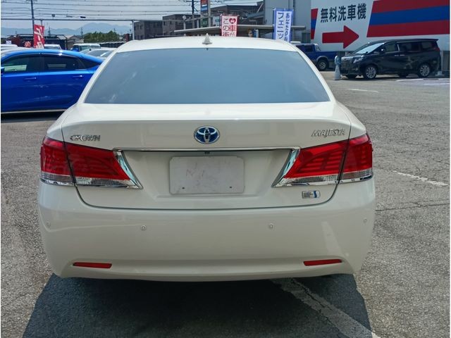 61100a1bb76dc9573ca350e0d259e68e.jpg