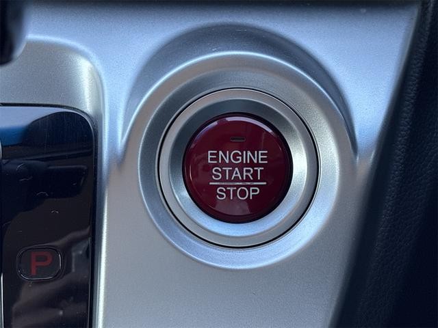 0700828A30261003W00206.jpg