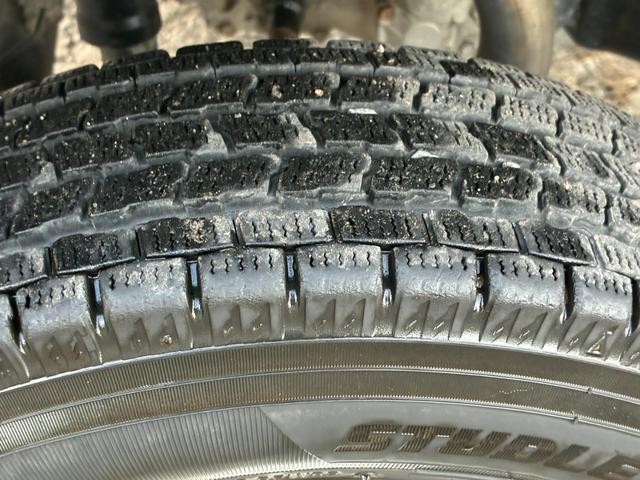 0541751A30261007W00718.jpg