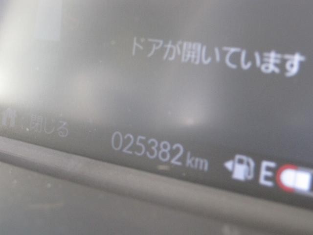 1101641A30260919W00114.jpg
