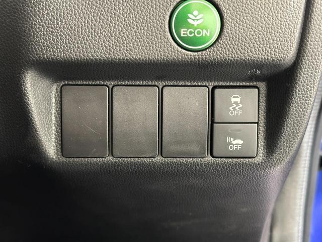 0509289A30260928W00108.jpg