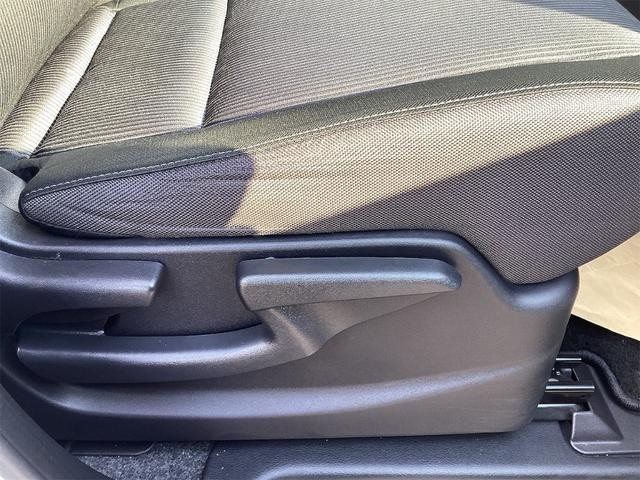 0707985A30260826W00318.jpg