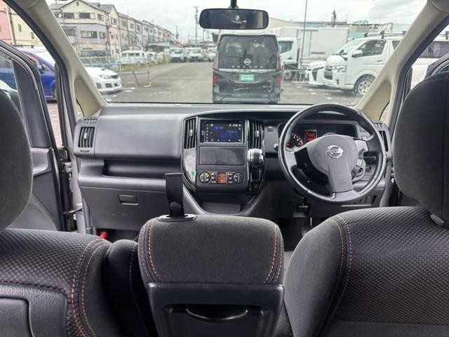 0709137A30260928W00506.jpg