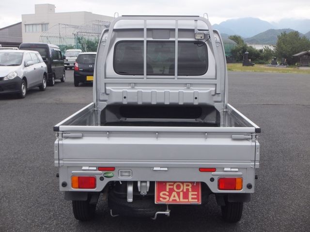 f0aca63e8398cb2733a06c6665a08eb1.jpg