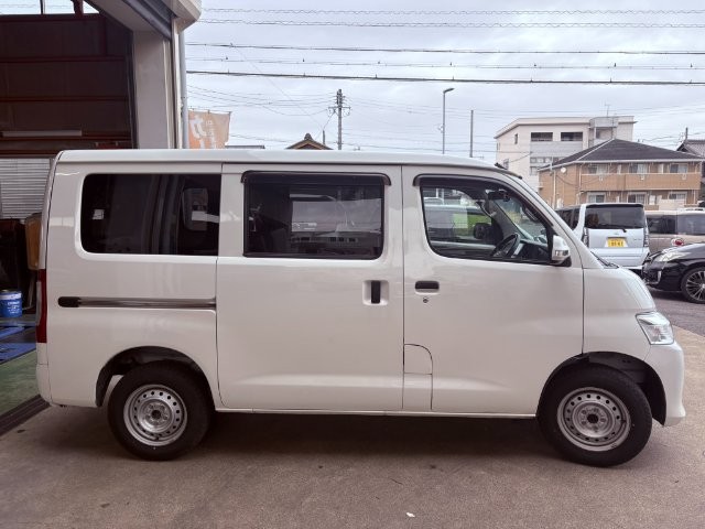 eb51e0369fe55e6439185df74c83ea83.jpg