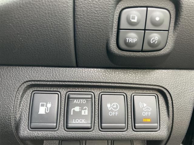 9031202A30260801W00206.jpg