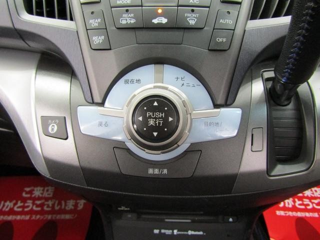 0701563A30261004W00213.jpg