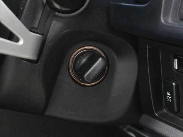 0207743A30260730W00117.jpg
