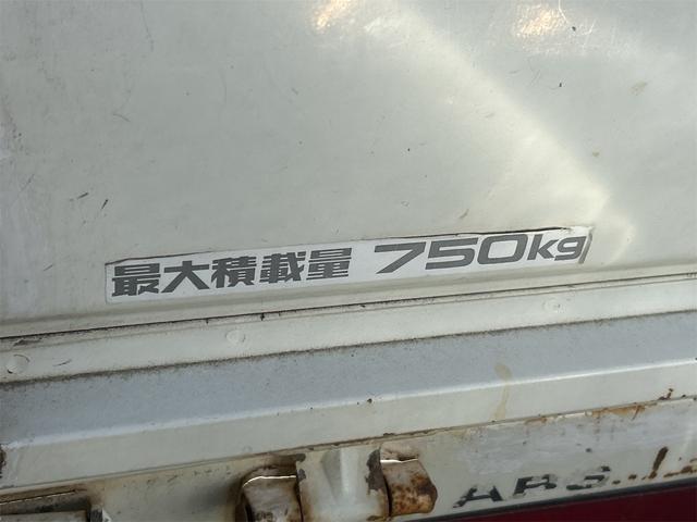 0903516A30260428W01105.jpg