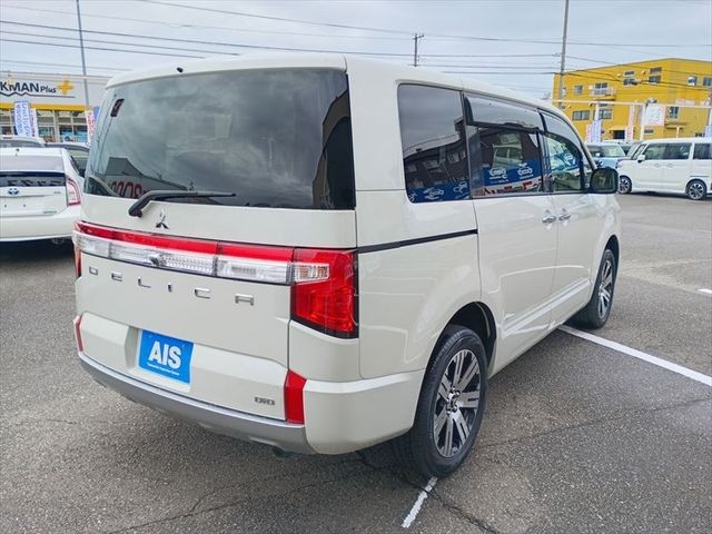 eb3259e7ec5777e95e1326355c32c728.jpg