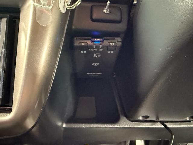 1020009A30260430W00510.jpg