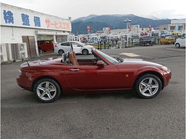 8e5006e1964492394e95ab2a78d8dc35.jpg