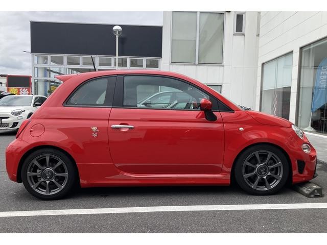 9000102A30260626W00105.jpg