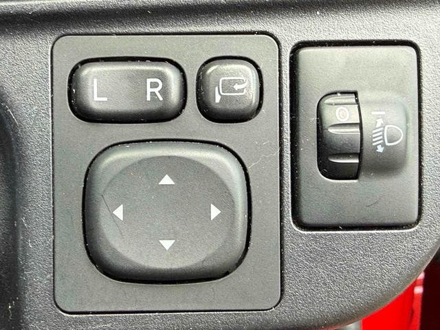 0208859A30260802W00209.jpg