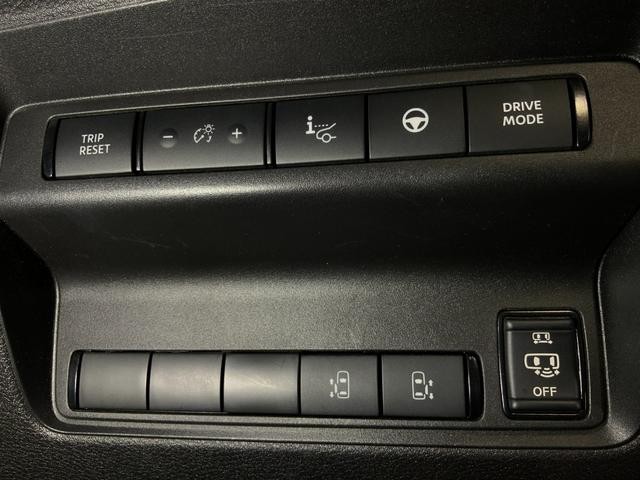 0504839A30260922W00318.jpg