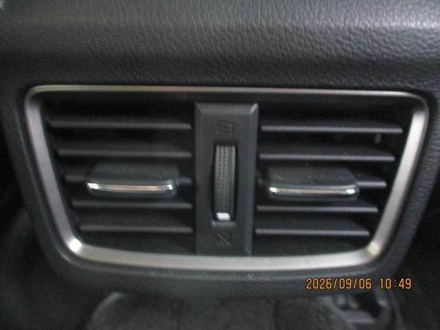 0802982A30260906W00211.jpg