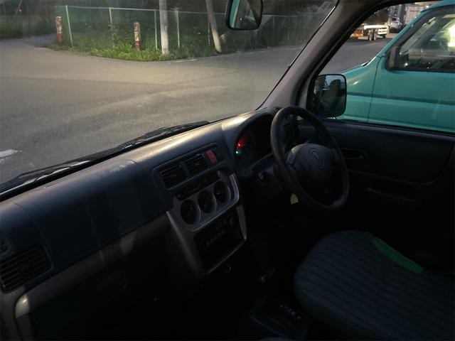0508493A30260917W00111.jpg