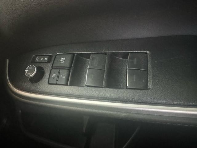 c213b17535f8896ad26d309b25d7d3c6.jpg
