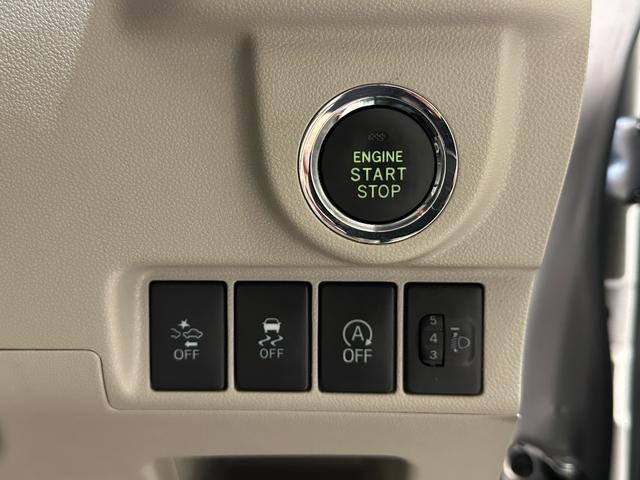 0509824A30260930W00702.jpg