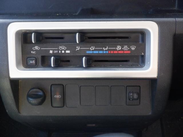 0709200A30261009W00207.jpg