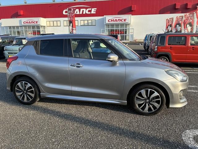 0520530A30260824W00208.jpg