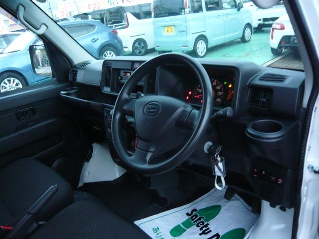 0500692A30260928W00304.jpg