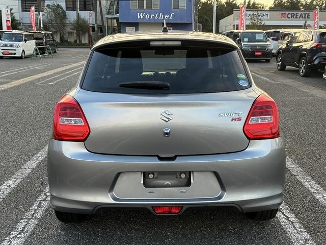 0520530A30261010W00210.jpg