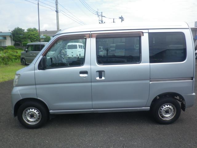 1120050A30260622W00206.jpg