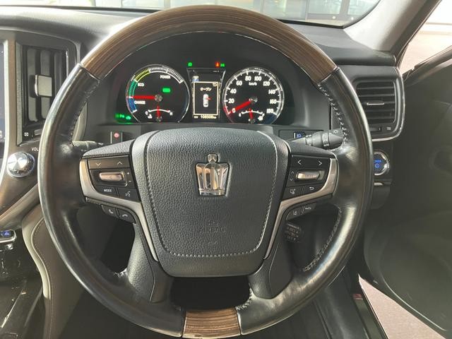 1020099A30260908W00317.jpg