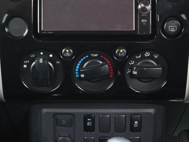 0520046A30260329W00113.jpg