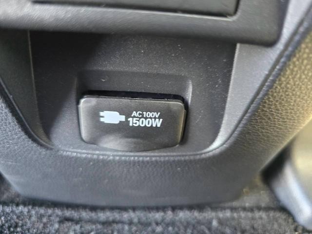 0504129A30261008W00105.jpg