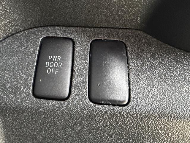 0209007A30261004W00212.jpg