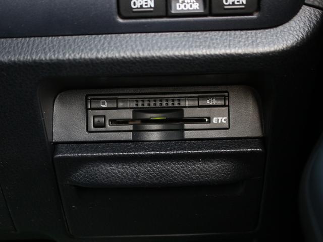 0520046A30260501W00319.jpg