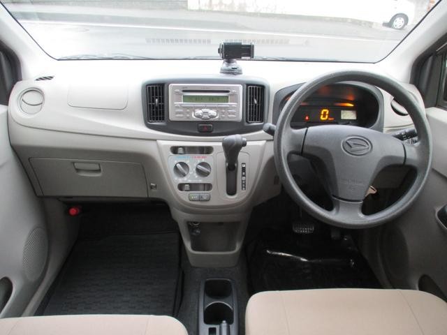 0530168A30260913W00115.jpg
