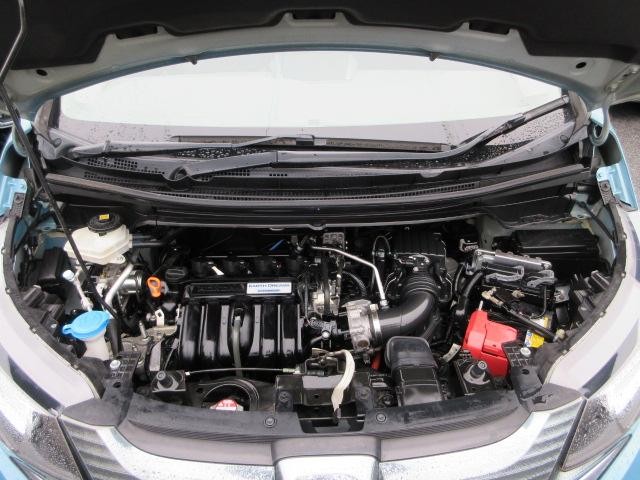 0540370A30260920W00203.jpg