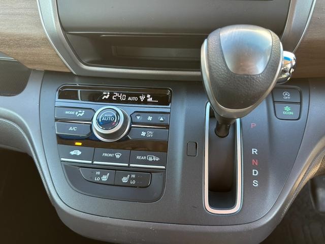 0507054A30260926W00311.jpg