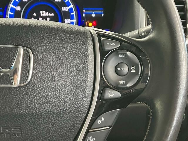 0904118A30251102W00210.jpg