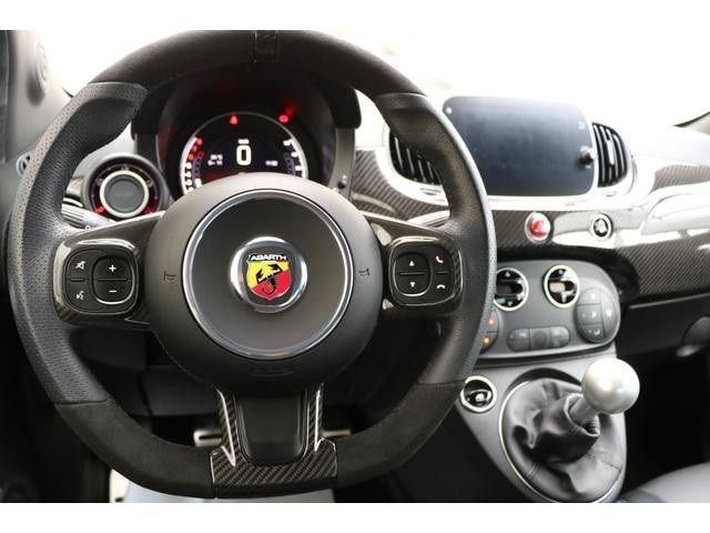 9540009A30260911W00106.jpg