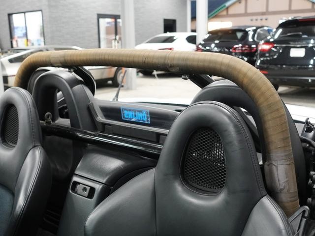 9700312A30260908W00118.jpg