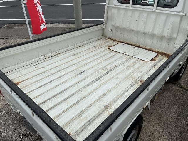 0910020A30260725W00212.jpg