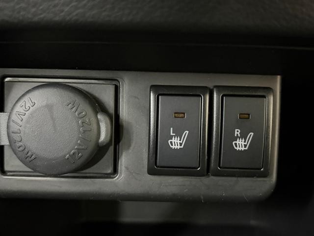 0302498A30261009W00107.jpg