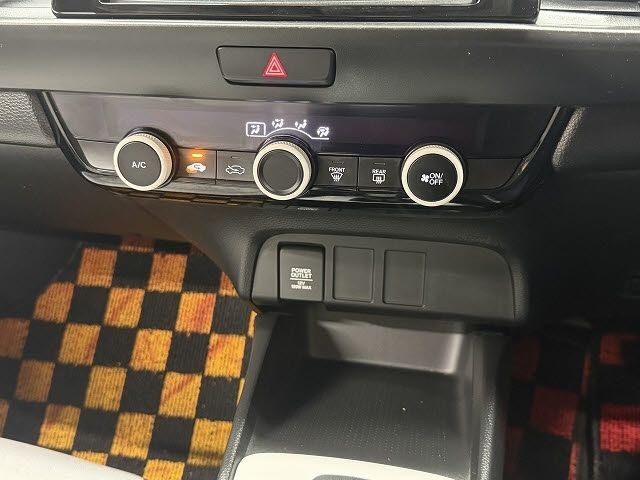 61a5ac104084874556792e1c855d3193.jpg