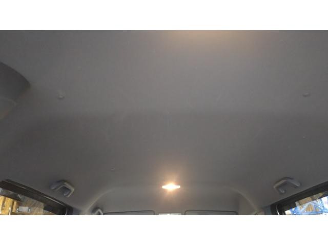 0530119A30260921W00218.jpg