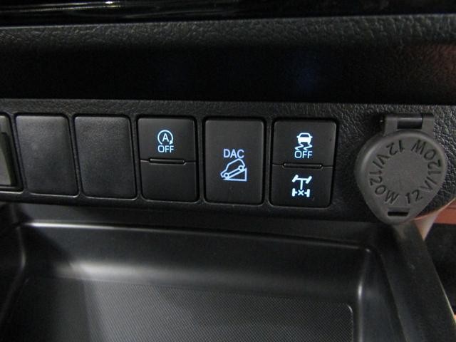 0701563A30260723W00814.jpg