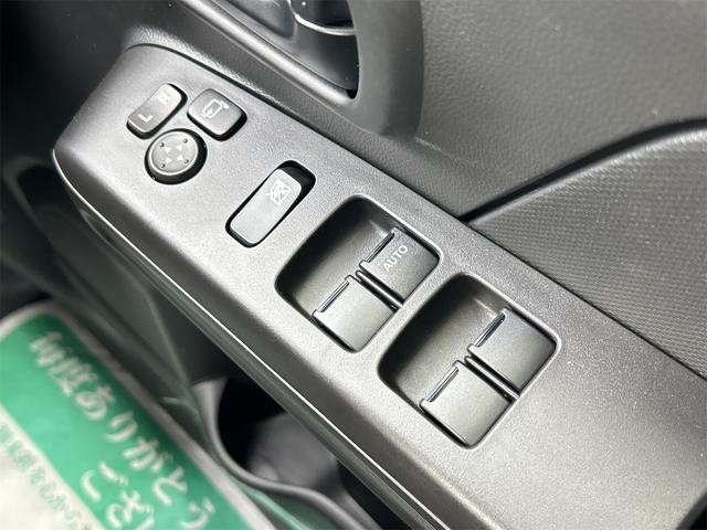 0404544A30261008W01010.jpg