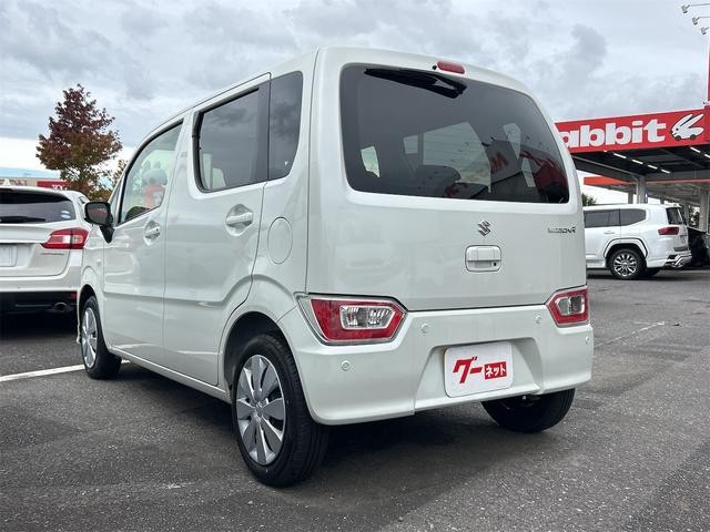 0404544A30261008W01014.jpg