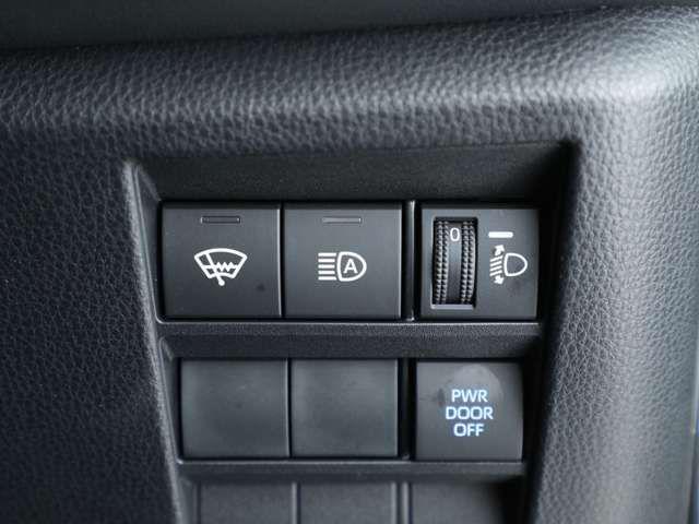 ce6efb7deb5742e8b981102c9d6b7702.jpg