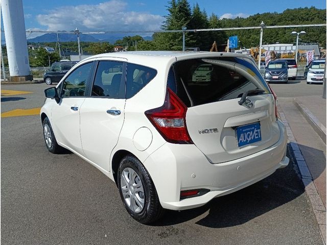 1ec91c590f80147ff9d197cc5570f578.jpg