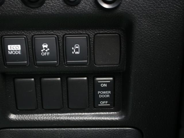 0520046A30260829W00819.jpg
